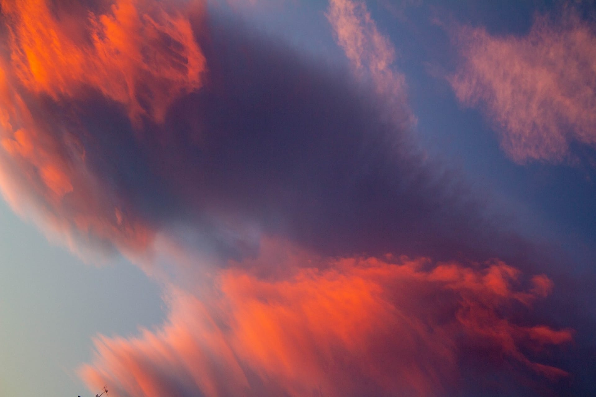 sunset sky with pink and orange clouds